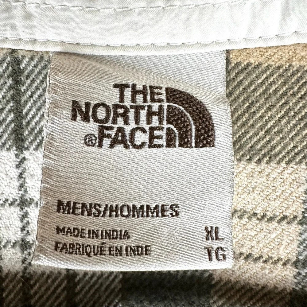 The North Face Plaid Flannel Button Down Shirt‎ Gorpcore